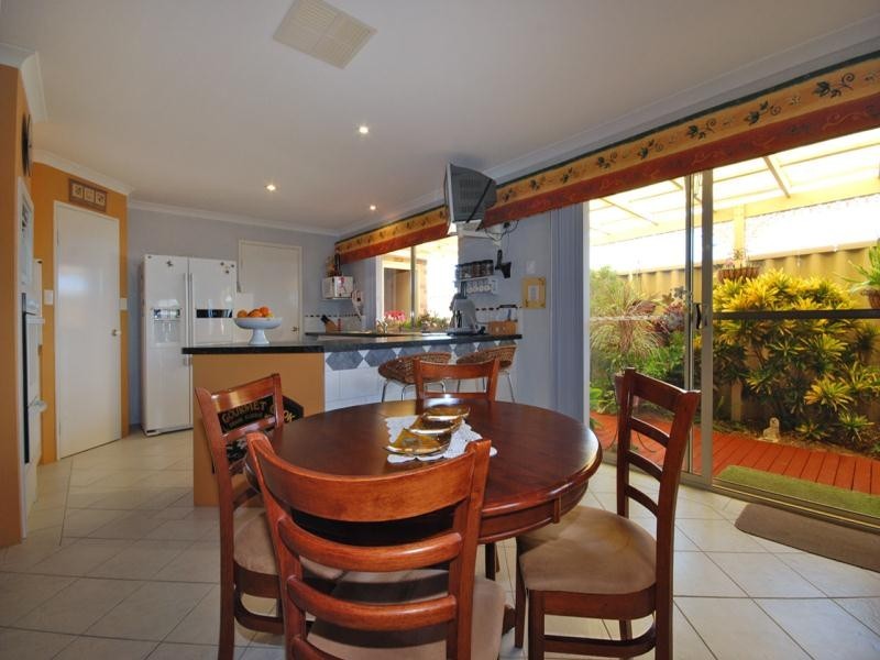 12 Reigate Way, Butler WA 6036