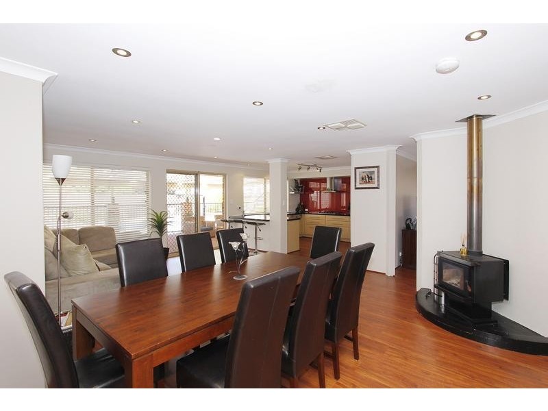 22 Callander Ave, Kinross WA 6028