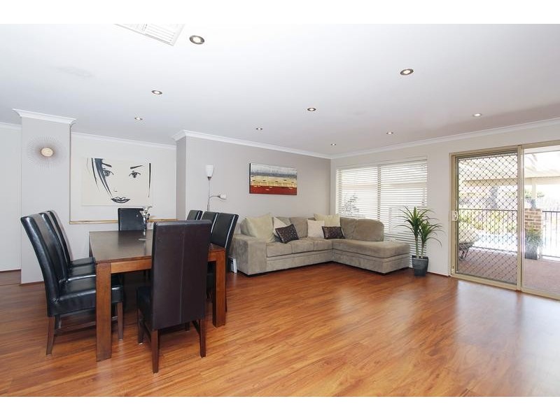 22 Callander Ave, Kinross WA 6028