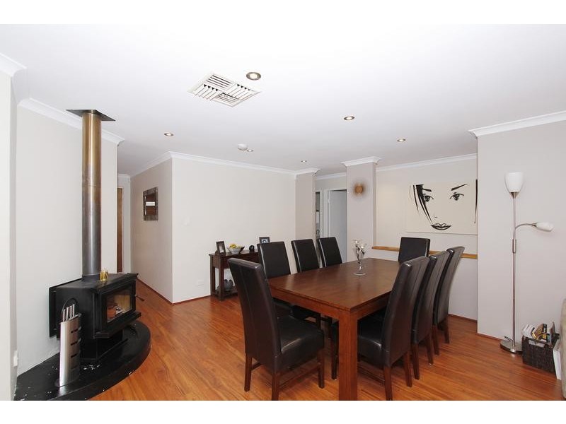 22 Callander Ave, Kinross WA 6028