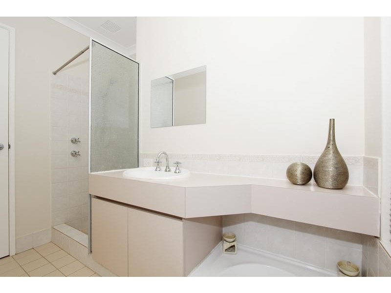 22 Callander Ave, Kinross WA 6028