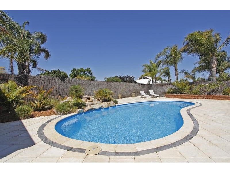 22 Callander Ave, Kinross WA 6028