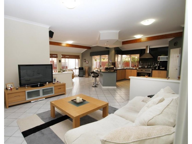 16 Shoalwater Parkway, Iluka WA 6028