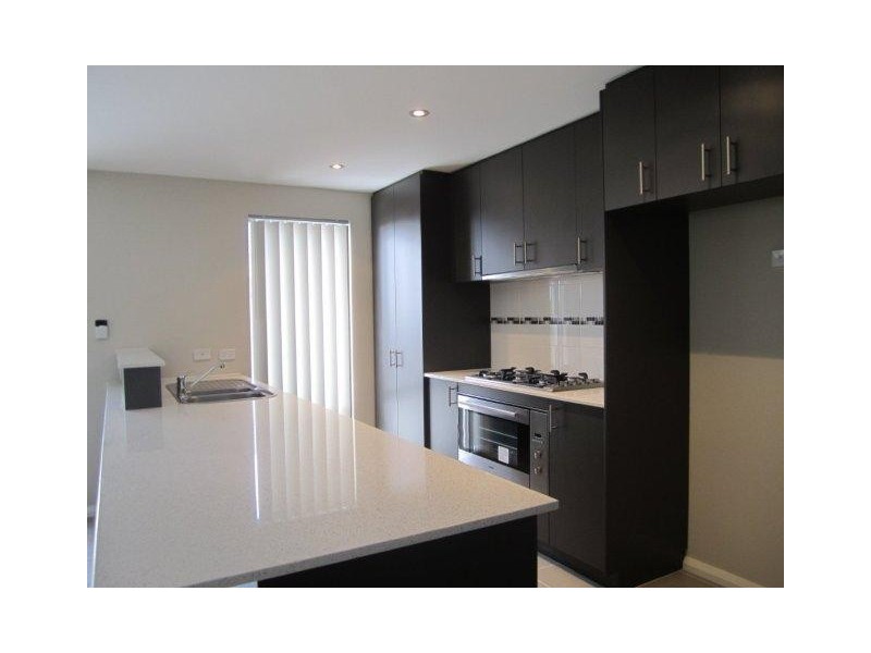 28 Hirani Link, Aveley WA 6069