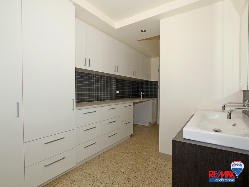 39 Kaiber Avenue, Yanchep WA 6035