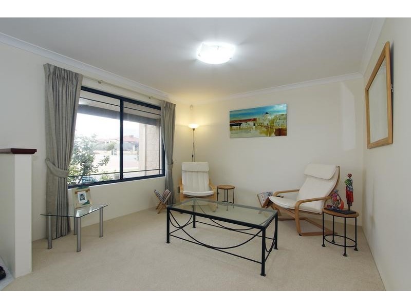 20 Pennine Pass, Merriwa WA 6030