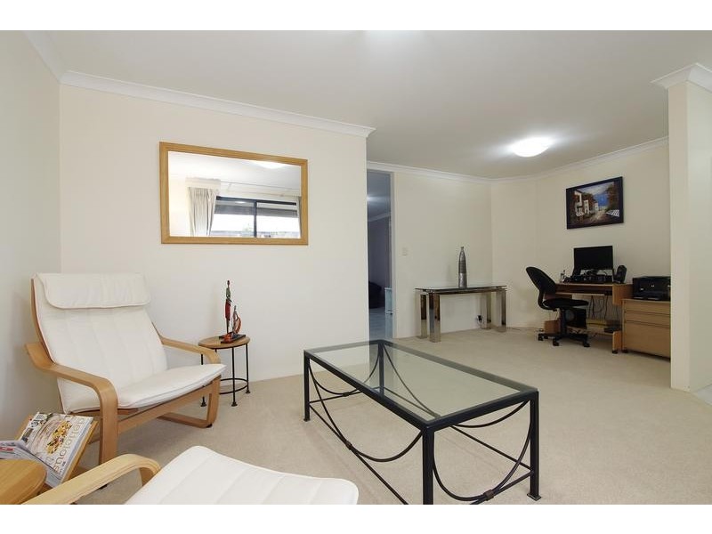 20 Pennine Pass, Merriwa WA 6030