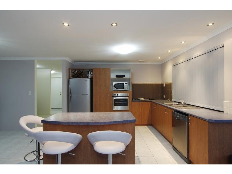 20 Pennine Pass, Merriwa WA 6030