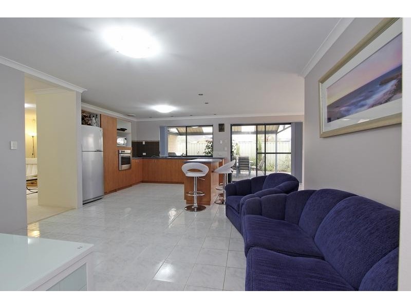 20 Pennine Pass, Merriwa WA 6030