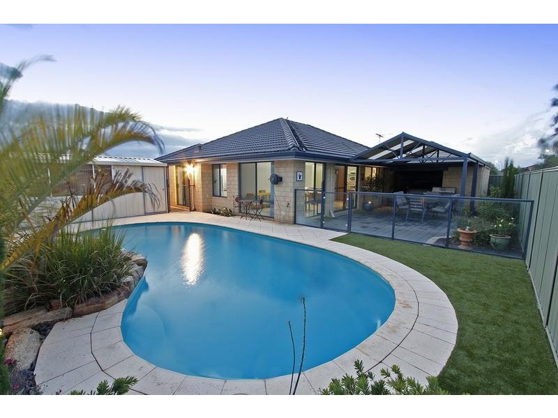 20 Pennine Pass, Merriwa WA 6030
