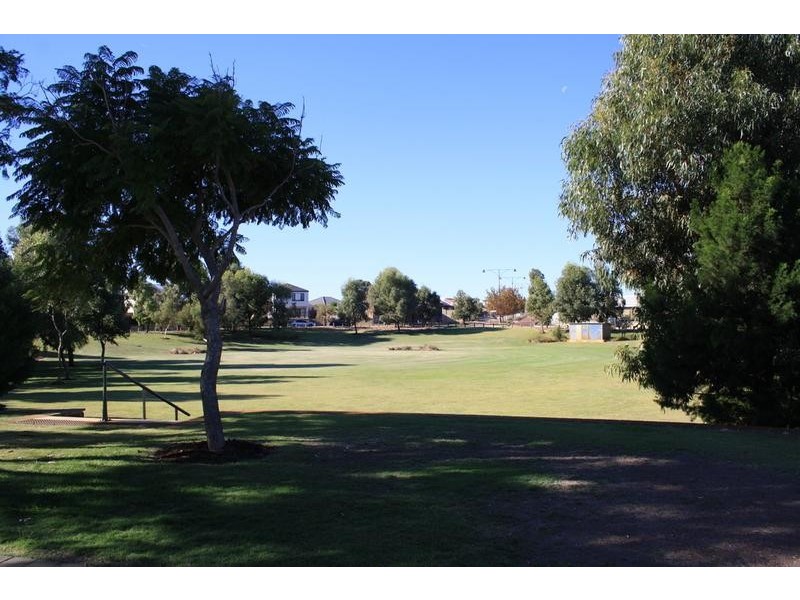 73 Nankeen Circle, Tapping WA 6065