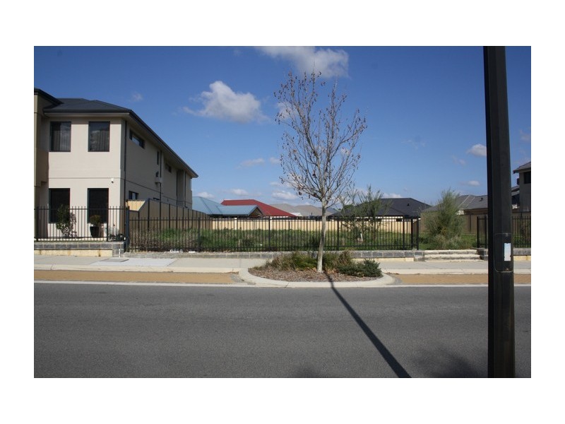 73 Nankeen Circle, Tapping WA 6065