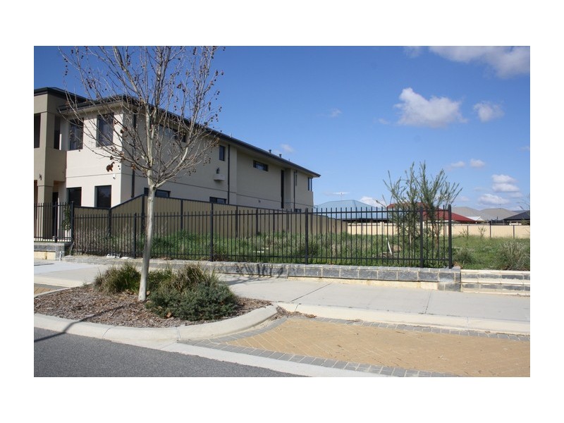 73 Nankeen Circle, Tapping WA 6065