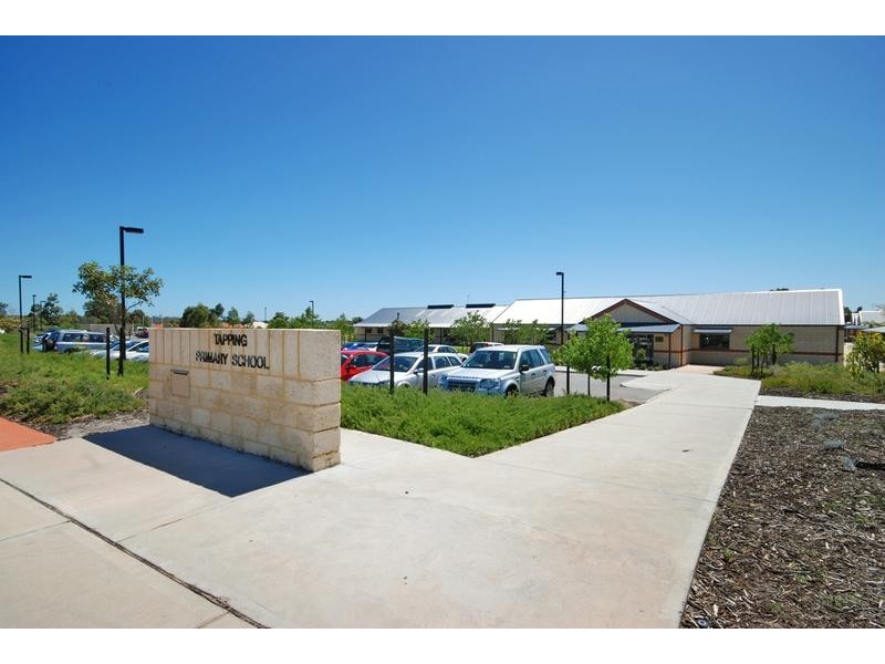 73 Nankeen Circle, Tapping WA 6065