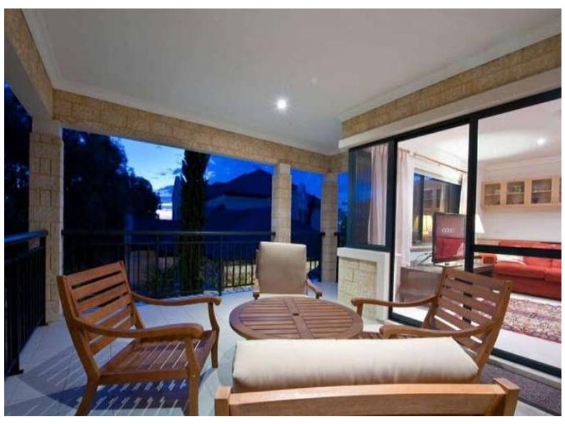 1 Midi Terrace, Hillarys WA 6025