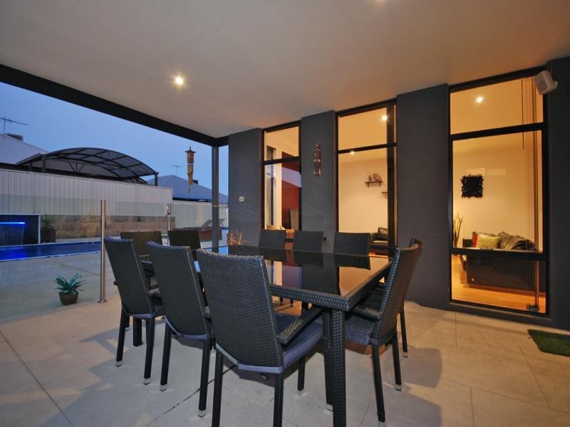 11 Sundowner Meander, Banksia Grove WA 6031