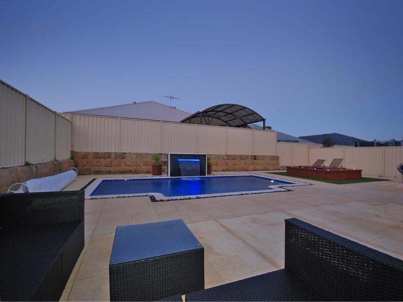 11 Sundowner Meander, Banksia Grove WA 6031