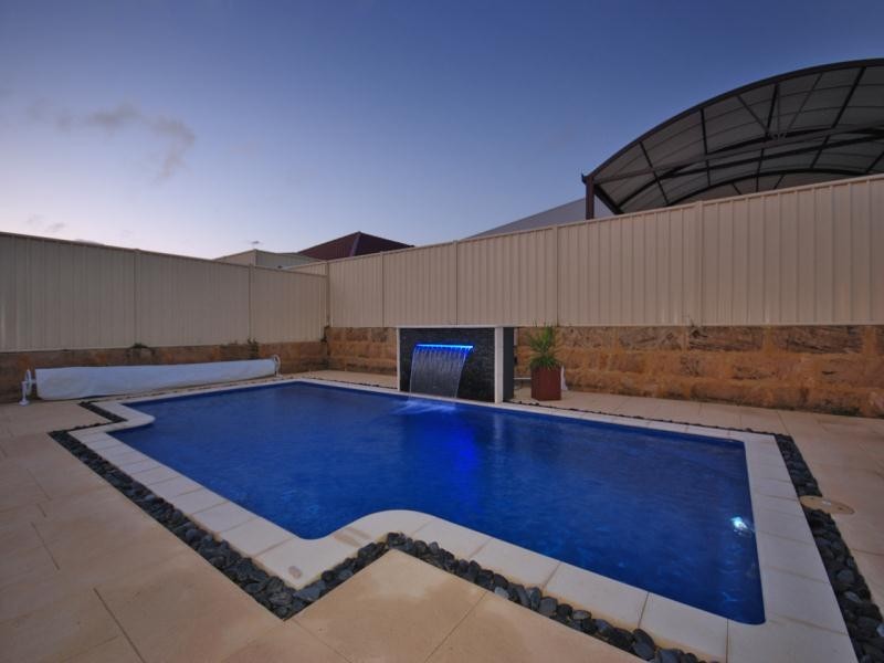 11 Sundowner Meander, Banksia Grove WA 6031