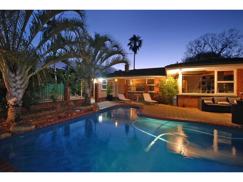 53 Dallas Crescent, Wanneroo WA 6065