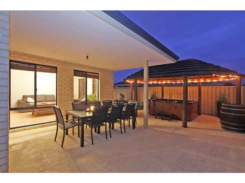 7 Hapuna Street, Butler WA 6036