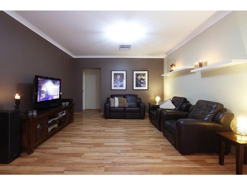 7 Hapuna Street, Butler WA 6036