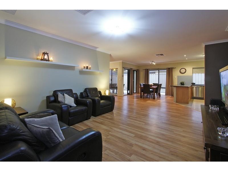 7 Hapuna Street, Butler WA 6036