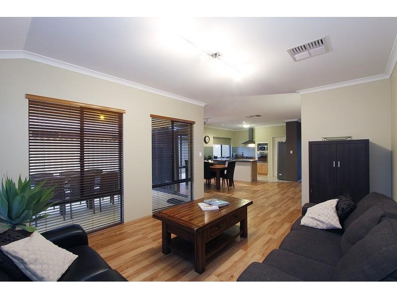 7 Hapuna Street, Butler WA 6036