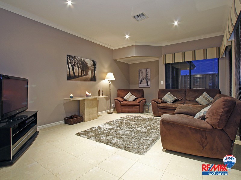 3 Antalya Vista, Iluka WA 6028