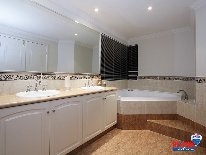 3 Antalya Vista, Iluka WA 6028