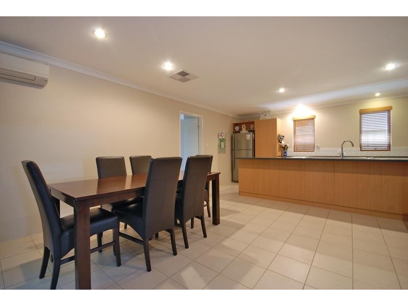 173 St Stephens Crescent, Tapping WA 6065