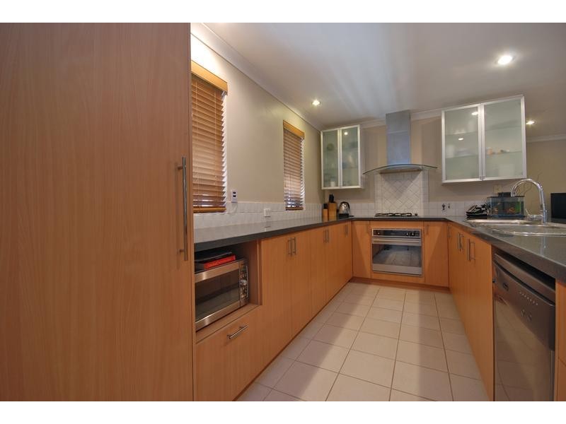 173 St Stephens Crescent, Tapping WA 6065