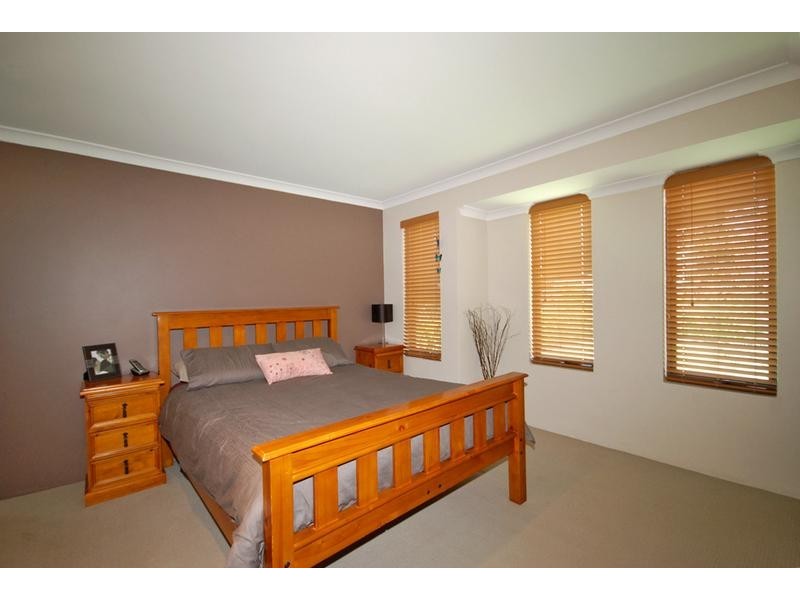 173 St Stephens Crescent, Tapping WA 6065