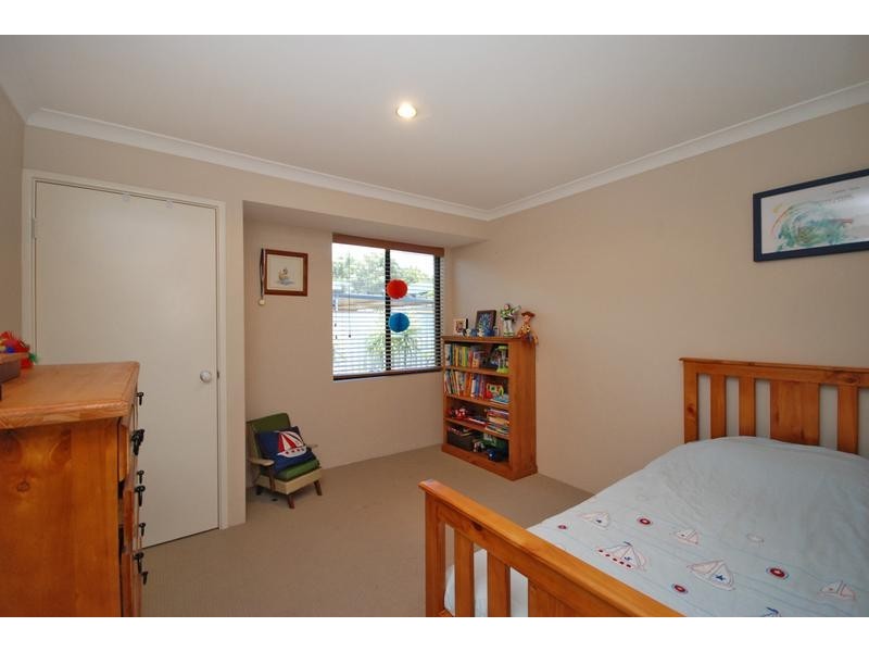 173 St Stephens Crescent, Tapping WA 6065