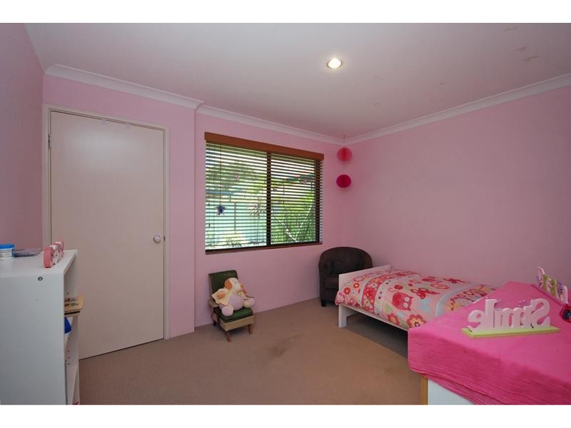 173 St Stephens Crescent, Tapping WA 6065