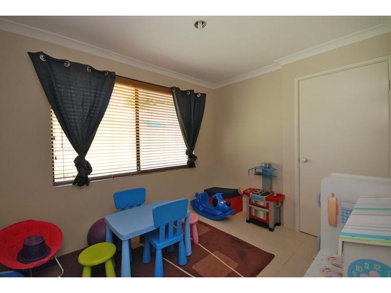 173 St Stephens Crescent, Tapping WA 6065