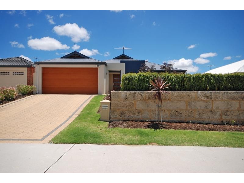 173 St Stephens Crescent, Tapping WA 6065