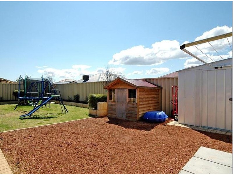 11 Chorley Avenue, Butler WA 6036
