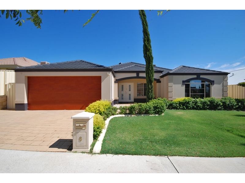 8 Langmuir Way, Tapping WA 6065