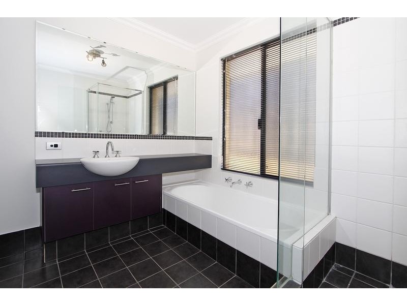 141 Santa Barbara Parade, Quinns Rocks WA 6030