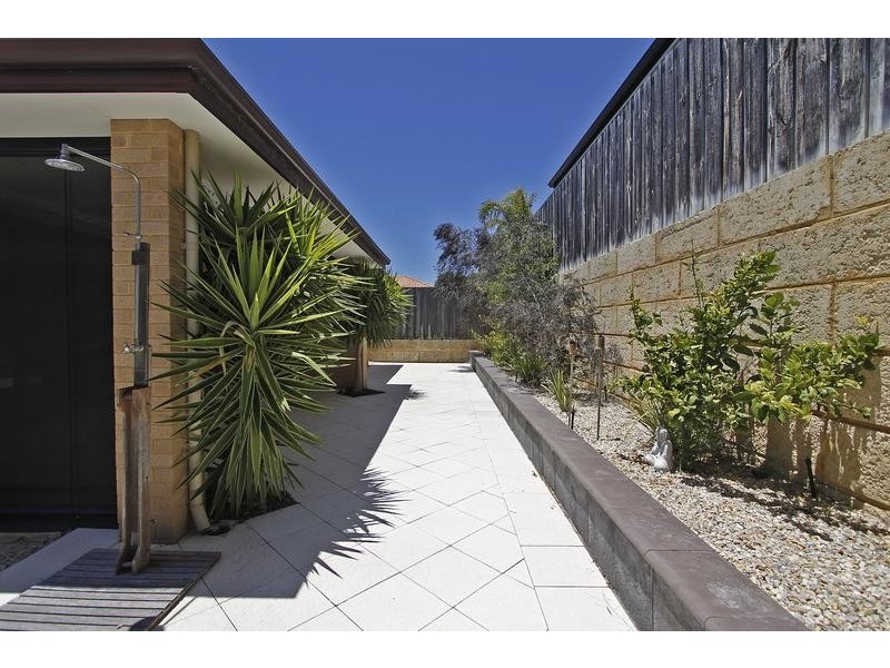 141 Santa Barbara Parade, Quinns Rocks WA 6030