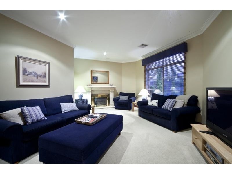 8 Kirra Court, Hillarys WA 6025