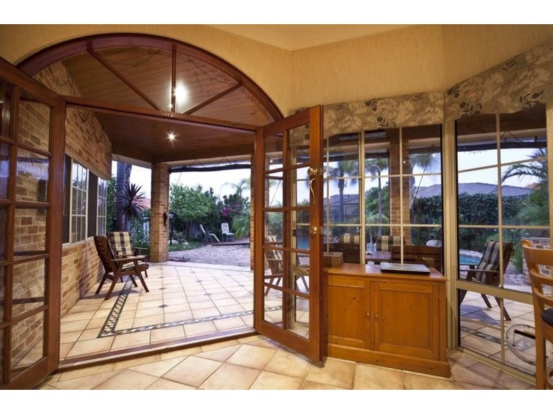 8 Kirra Court, Hillarys WA 6025