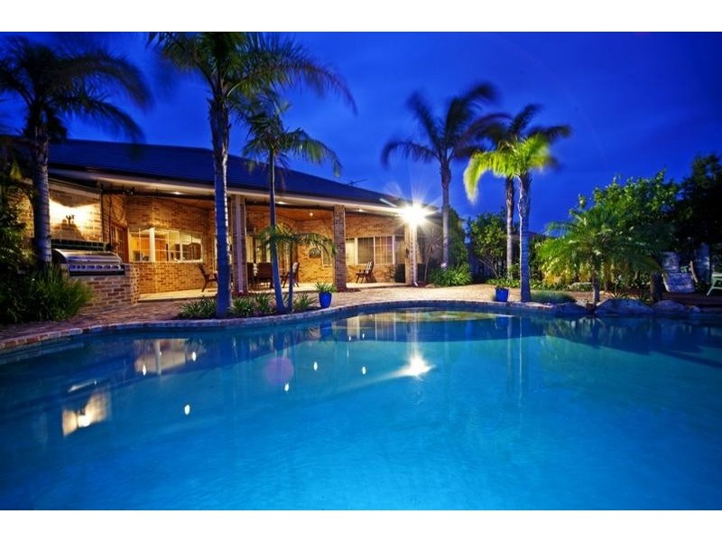 8 Kirra Court, Hillarys WA 6025