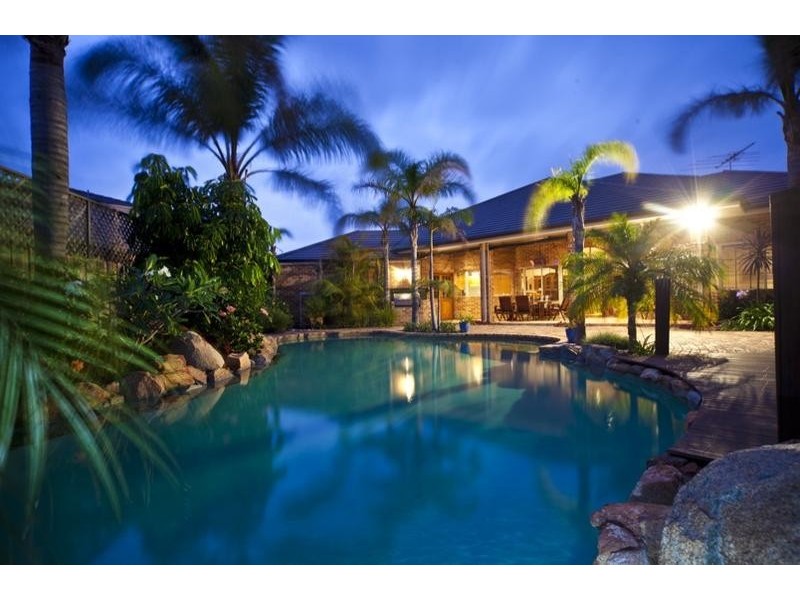 8 Kirra Court, Hillarys WA 6025