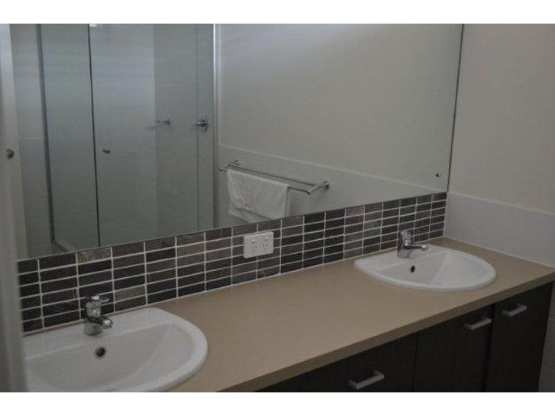 1/58 Barker Street, Belmont WA 6104