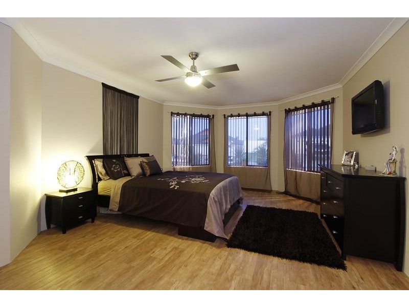 6 Swanmore Street, Butler WA 6036