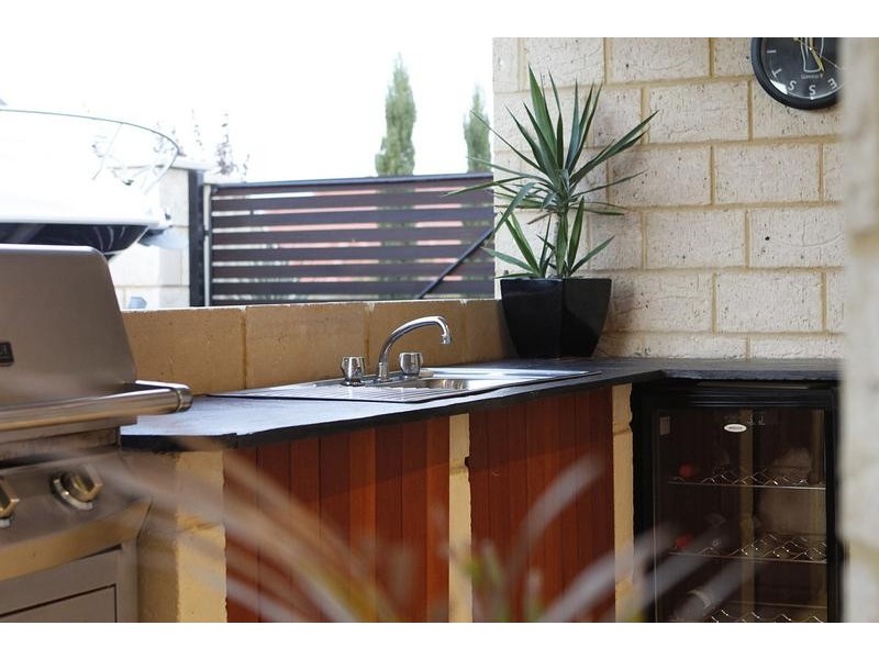 6 Swanmore Street, Butler WA 6036