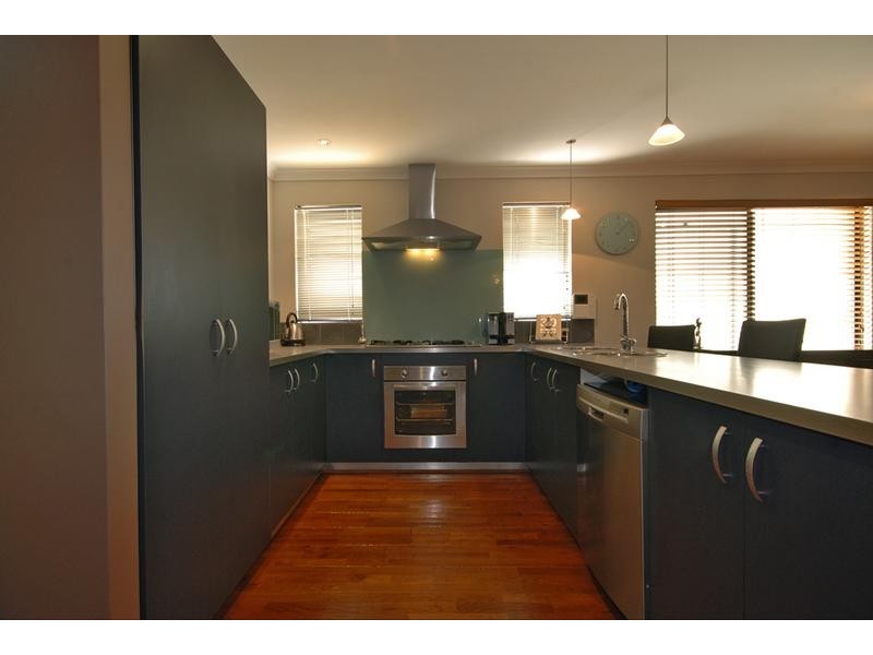 75 Keanefield Drive, Carramar WA 6031