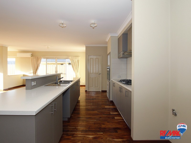 14 Featherstone Gardens, Butler WA 6036