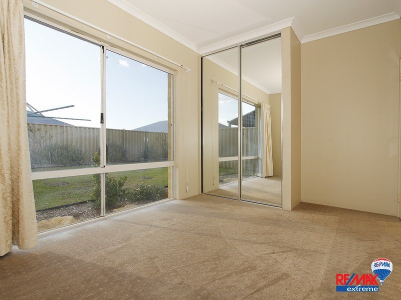 14 Featherstone Gardens, Butler WA 6036